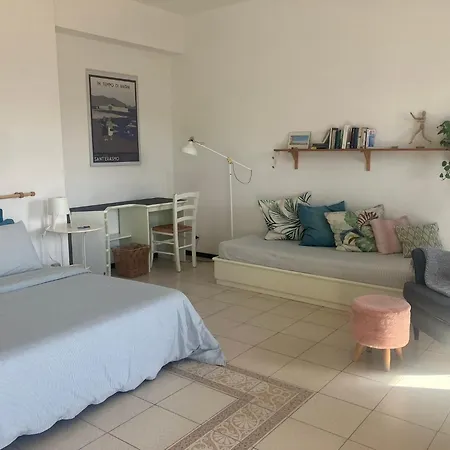 Casamare Sant'erasmo Sea View &